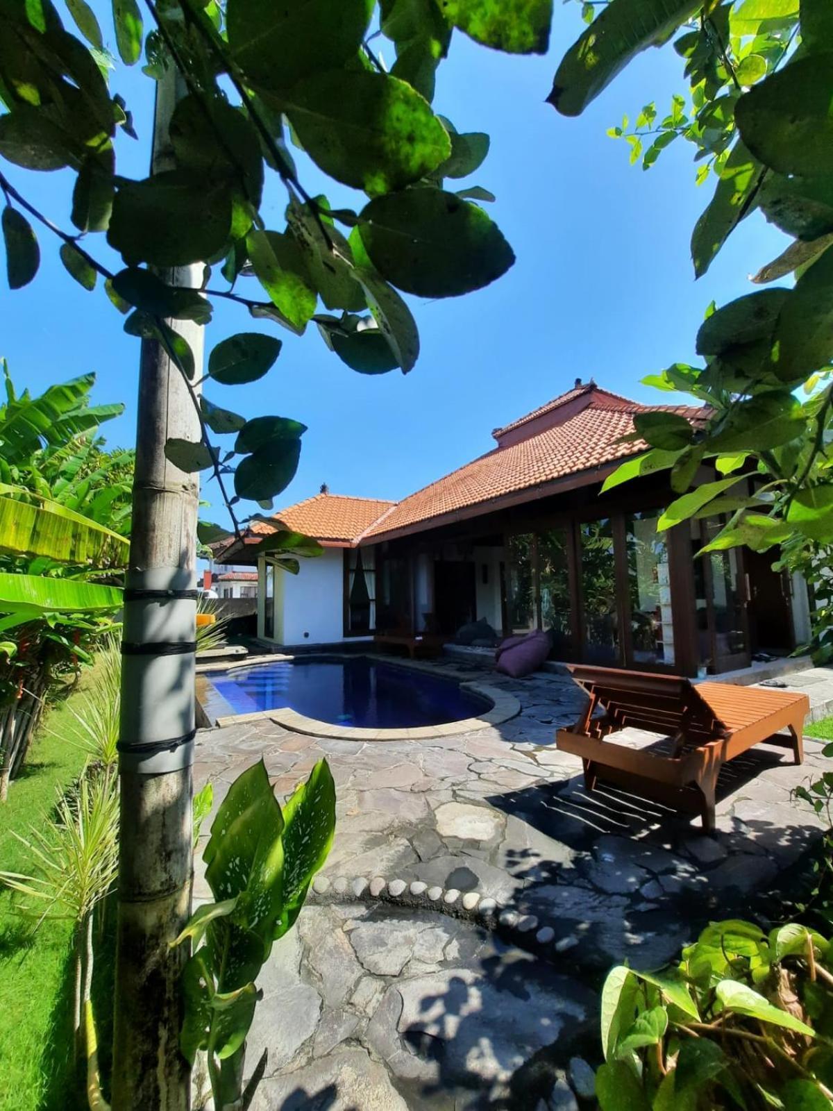 Medewi Beachfront Getaway Pulukan